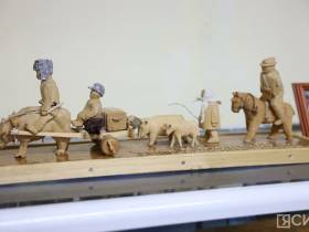 Глава Якутии посетил музей переселения в Чурапчинском районе