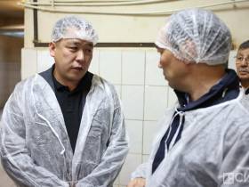 Глава Якутии поручил подготовить план по устойчивому развитию СХПК «Чурапча»