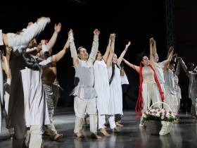 Театр Олонхо Якутии с аншлагом выступил на фестивале в Татарстане