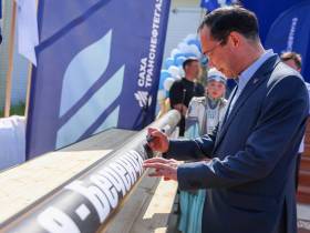 В Ленском районе сварен первый стык межпоселкового газопровода