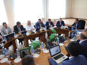 Айсен Николаев обозначил основные направления развития нефтегазовой отрасли Якутии