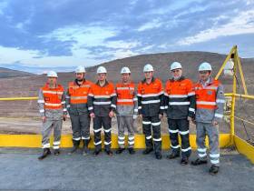 Глава Якутии посетил крупнейший золотодобывающий кластер Гросс