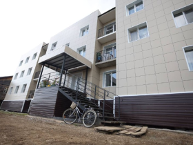 Порядка 500 жителей Усть-Майского района Якутии переедут из аварийного жилья в новые квартиры