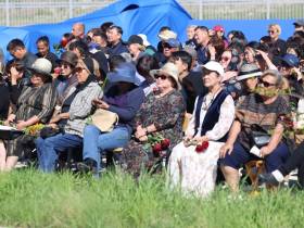 В селе Октемцы началась церемония прощания с первым президентом Якутии