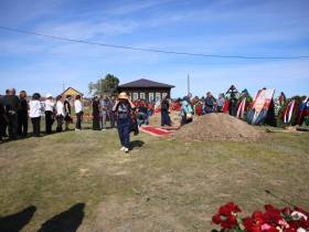Первого президента Якутии похоронили в родном Октёмском наслеге