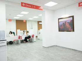 Юрий Трутнев проверил темпы восстановления соцобъектов в городе Кировское ДНР