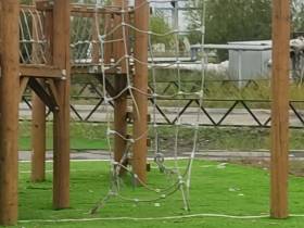 В Якутске ребенок получил травму на детской площадке