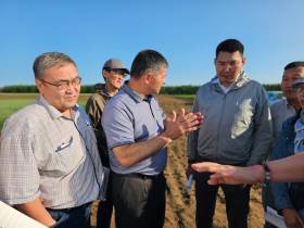 Андрей Тарасенко: «Надо работать так, чтобы люди жили достойно»