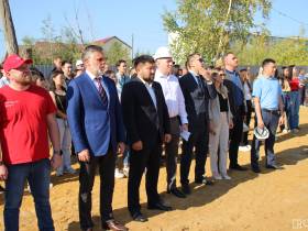 В Якутске установлена первая свая нового микрорайона «Спортивный»