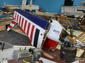 Усидчивость и эксперименты: школьников Якутска обучают строить модели самолетов