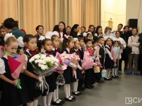 Кирилл Бычков поздравил учащихся школы № 1 Якутска с 1 сентября