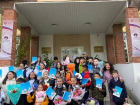 Алмазэргиэнбанк в День знаний раздал подарки