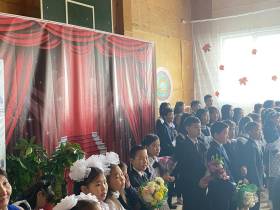 Еще теплее и красивее. Майорская школа встретила новый учебный год при полном параде