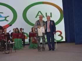 Сотрудники филиала АО «ДРСК» «Южно-Якутские электрические сети» отмечены высокими наградами