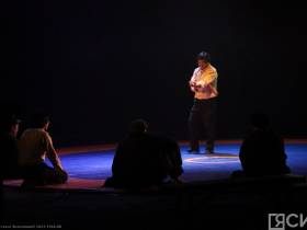 «Коркин. Клятва»: в Якутске состоялась премьера спектакля, посвящённого тренеру по вольной борьбе