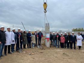 В Амгинском районе Якутии установили первую сваю новой поликлиники