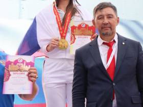 Министр спорта РФ Олег Матыцин посетил чемпионат мира по мас-рестлингу в Узбекистане