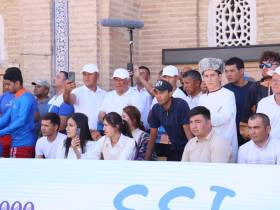 Министр спорта РФ Олег Матыцин посетил чемпионат мира по мас-рестлингу в Узбекистане