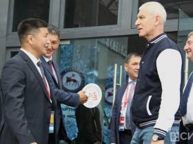 ВЭФ-2023: Айсен Николаев и Олег Матыцин обсудили вопросы организации и проведения игр «Дети Азии»