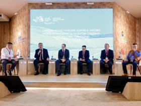 ВЭФ-2023: новый торгово-логистический центр открыли в Среднеколымском районе Якутии