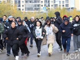 В Якутске более четырех тысяч любителей бега вышли на старт всероссийского забега «Кросс нации»