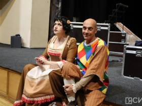 Амурский театр прибыл в Якутск с восьмью спектаклями