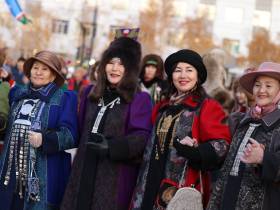 В Якутске прошел масштабный осуохай в честь Дня государственности республики