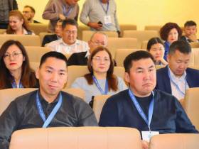 В Якутске открылся межрегиональный форум по комплексному энергосбережению и энергоэффективности