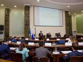 Депутаты Якутской городской Думы нового созыва провели первое заседание