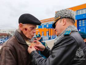МЧС Якутии чествовали ветеранов гражданской обороны