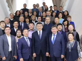 Коллективу Минкультуры Якутии представили нового руководителя