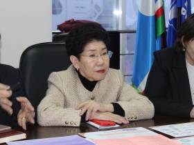 В Общественном центре Якутии обсудили вопросы воспитания молодежи и сохранения семейных ценностей