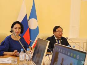 В Якутске органы власти и местного самоуправления обсудили вопросы активного долголетия