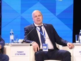 В Якутске состоялось пленарное заседание IV федерального форума «Цифровой алмаз»