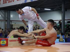 Определены финалисты чемпионата Якутии по мас-рестлингу