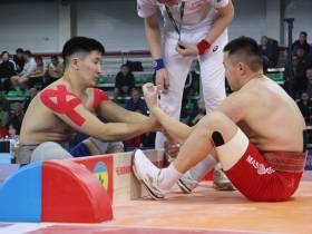 Определены финалисты чемпионата Якутии по мас-рестлингу
