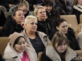 Кирилл Бычков выступил с отчетом правительства Якутии перед жителями поселка Чульман