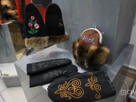В Якутске открылась персональная выставка Марфы Оконешниковой