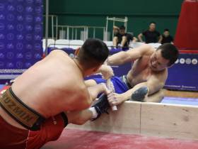 Стали известны лидеры первого дня чемпионата Якутии по национальному многоборью