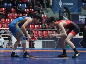 Четыре борца из Якутии завоевали золотые медали турнира Романа Дмитриева