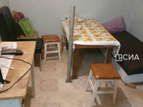 «Паразиты» по-якутски: жильцы дома в 203-м микрорайоне пожаловались на неизвестных в техпомещениях