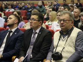 Правительственная группа отчиталась перед промышленными компаниями Нерюнгринского района