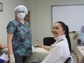 Сотрудники авиакомпании «Якутия» сдали более 30 литров крови в рамках донорской акции