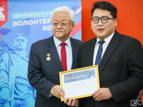 В Якутске началось обучение волонтеров к 80-летию Победы в Великой Отечественной войне