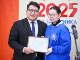 В Якутске началось обучение волонтеров к 80-летию Победы в Великой Отечественной войне