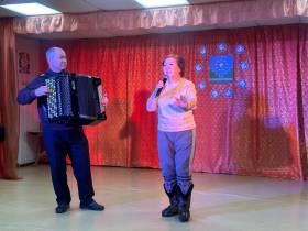 «Встреча поколений»: сюльдюкарцы принимали гостей из Мирного