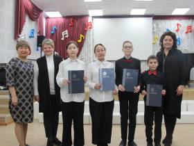 Замминистра культуры Марина Силина дала мастер-класс воспитанницам Детской школы искусств