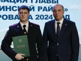 На отчете глав района и Мирного поступило около тридцати вопросов