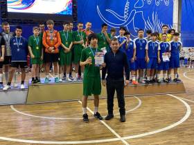 Айхальские футболисты стали сильнейшими на соревнованиях по мини-футболу среди школ Якутии