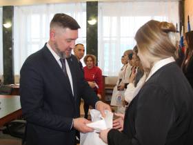 Ребята получили свои первые паспорта